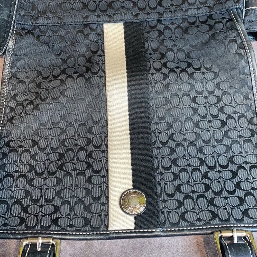 Coach Voyager Messenger Bag